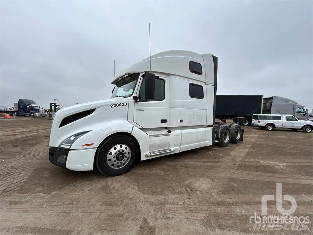Volvo VNL860 Prime Movers