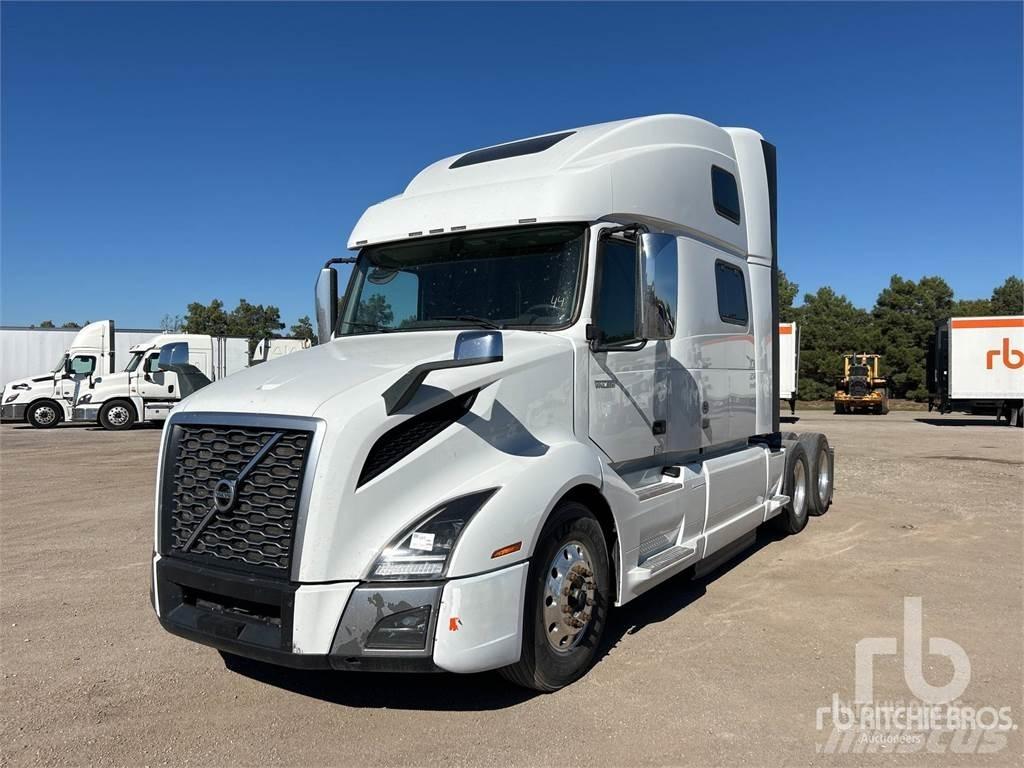 Volvo VNL860 Prime Movers
