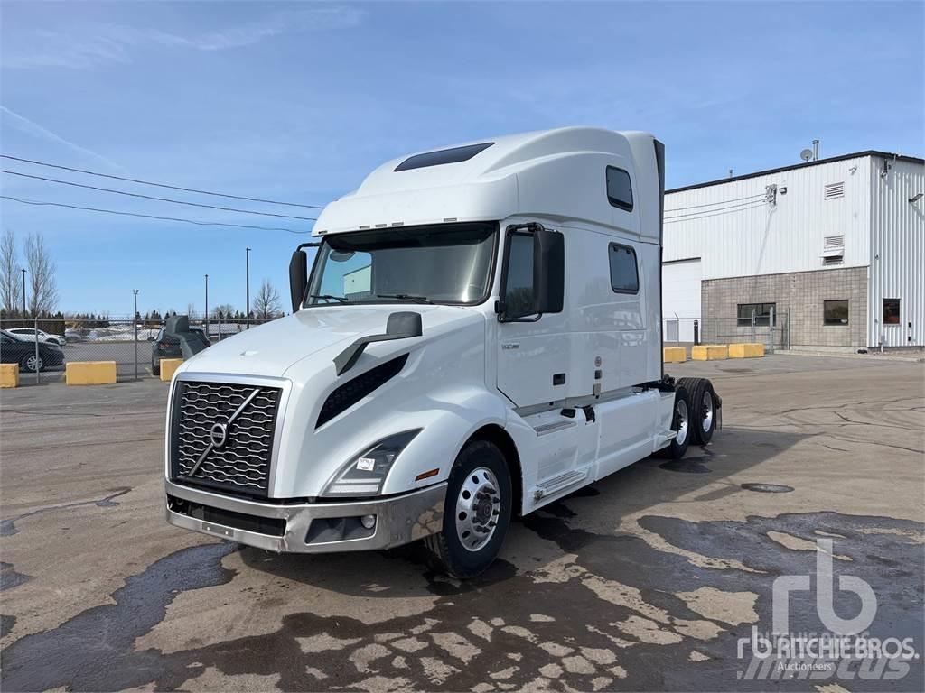 Volvo VNL860 Prime Movers