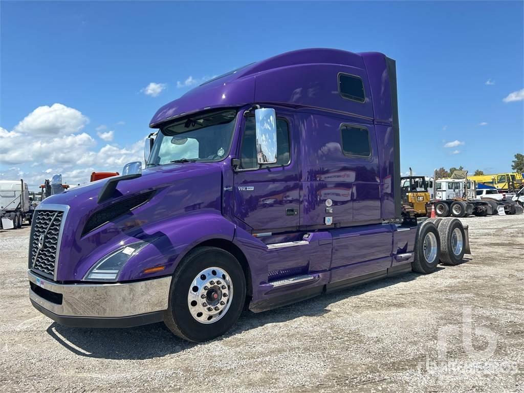 Volvo VNL860 Prime Movers