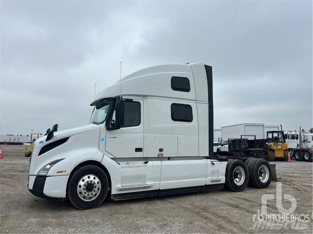 Volvo VNL860 Prime Movers