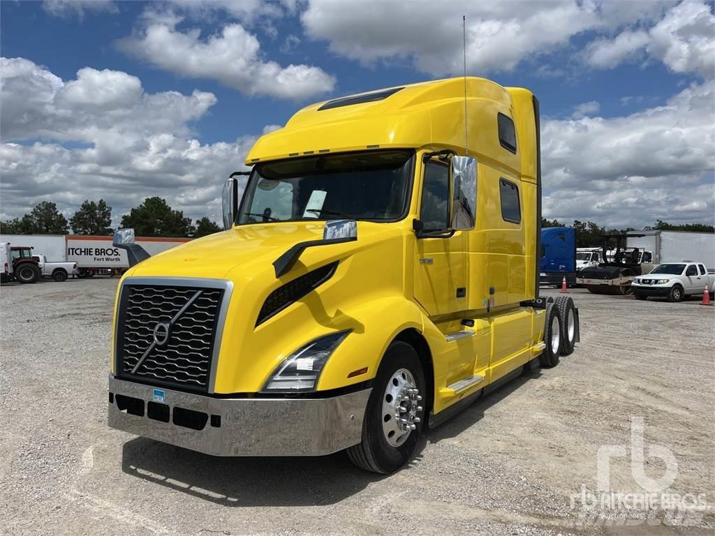 Volvo VNL860 Prime Movers