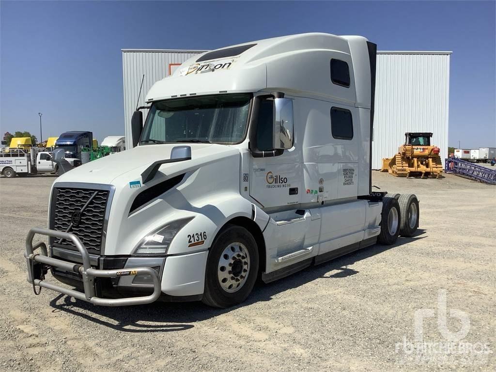 Volvo VNL860 Prime Movers