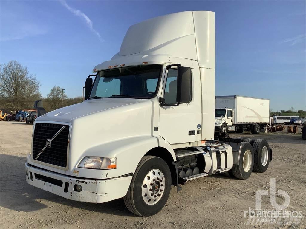 Volvo VNM Prime Movers