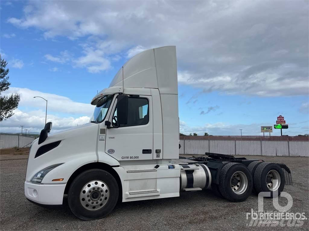 Volvo VNR300 Prime Movers
