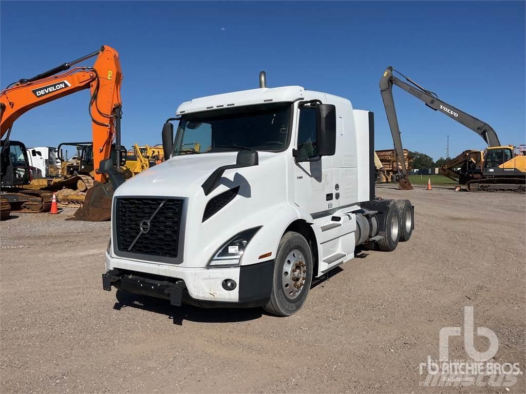 Volvo VNR400 Prime Movers