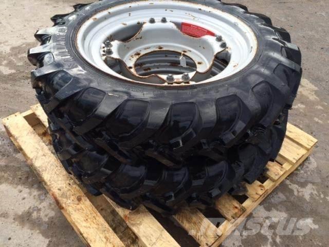 Stocks 9.5R28 Farm machinery