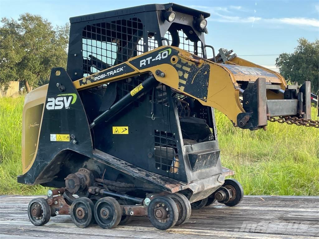 ASV RT-40 Crawler loaders
