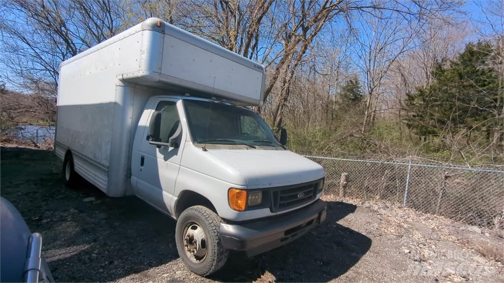 Ford E450 Box trucks