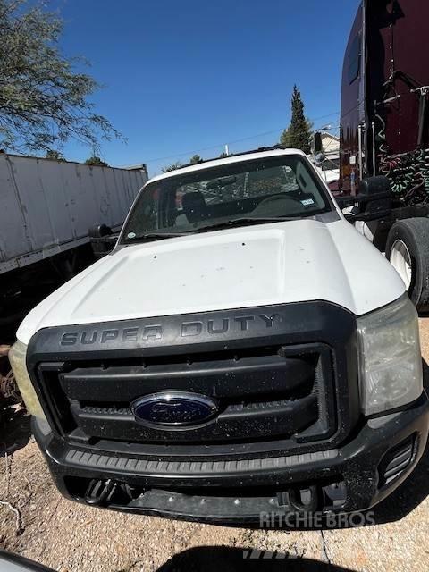 Ford F250 Recovery vehicles