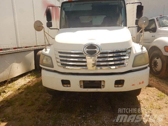 Hino 258 Box trucks