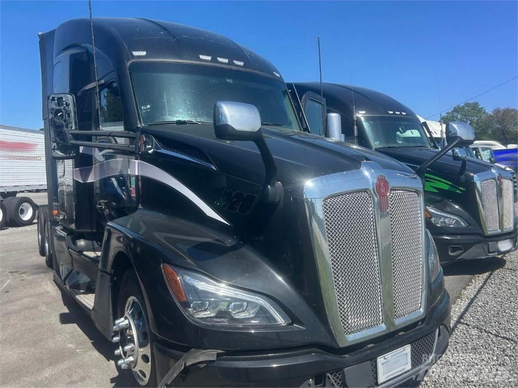 Kenworth T680 Prime Movers