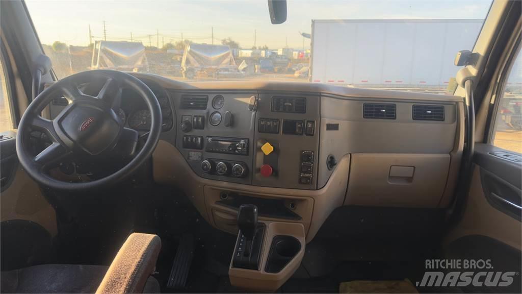 Peterbilt 579 Prime Movers