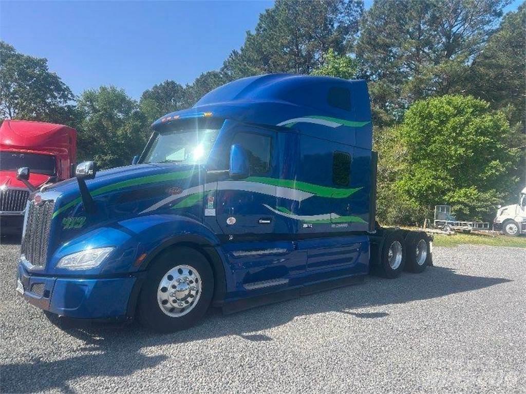 Peterbilt 579 Prime Movers
