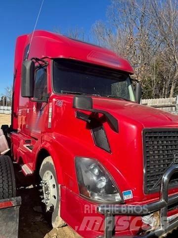 Volvo VNL64T670 Prime Movers