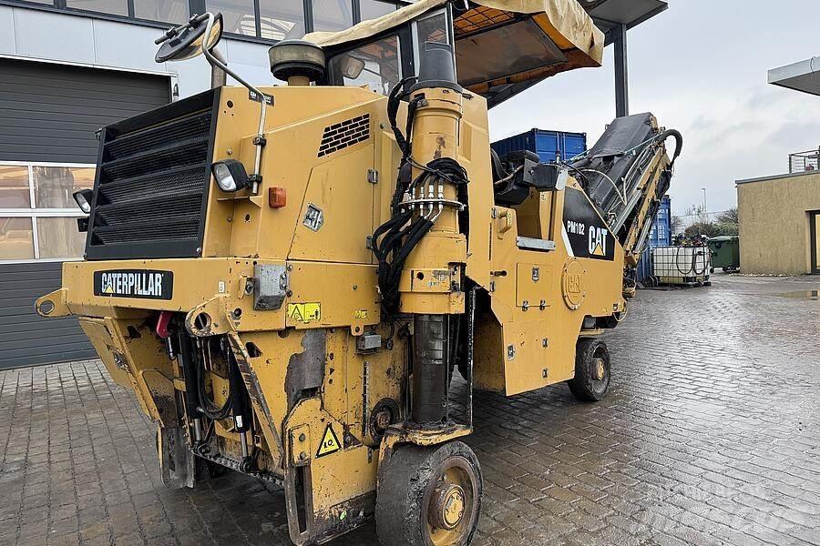 CAT PM 102 Asphalt cold milling machines
