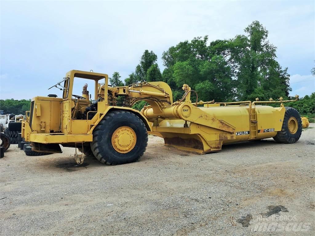 CAT 631D Water bowser