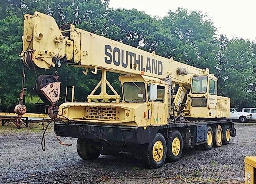 Grove TM550 Truck mounted cranes