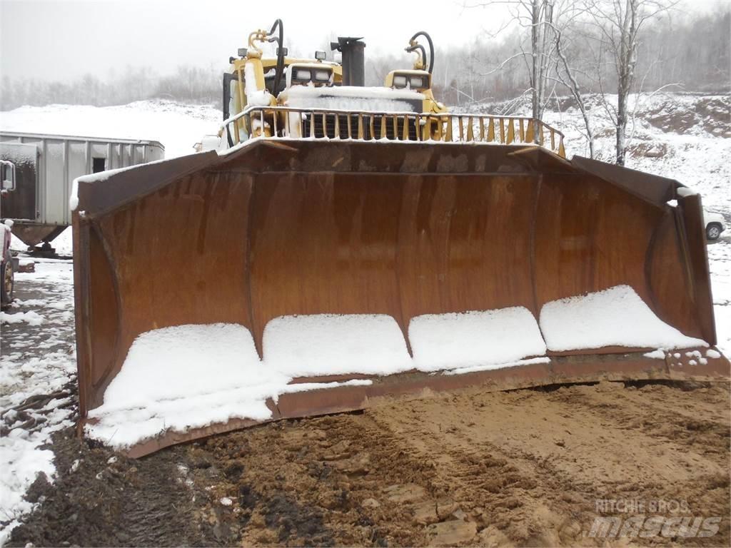 Komatsu D475A-3 Crawler dozers