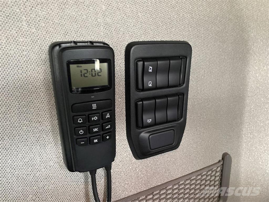 Scania S660 Prime Movers