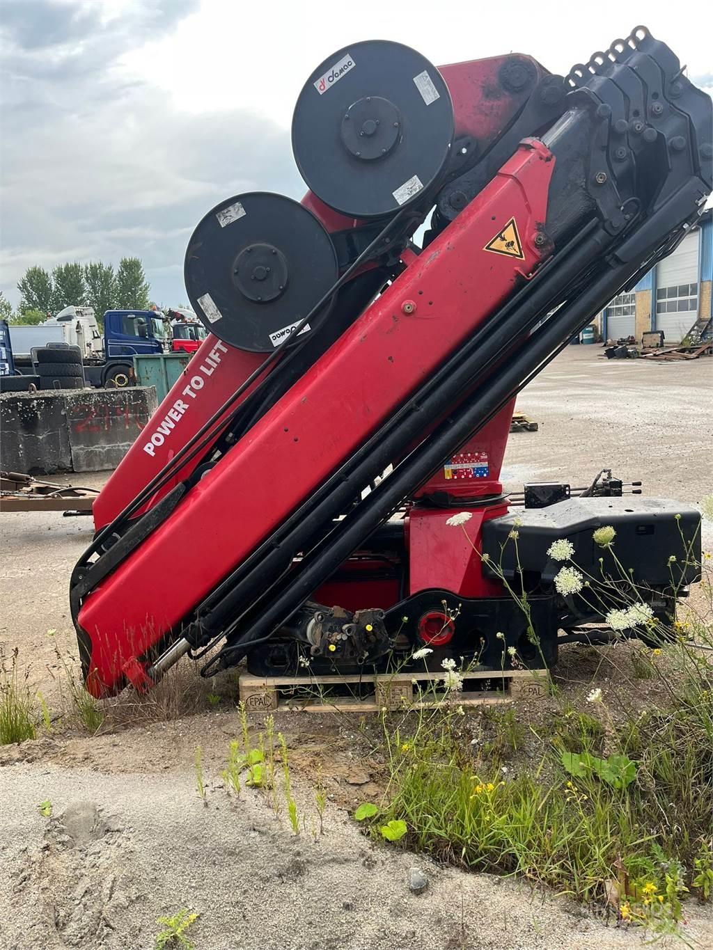 HMF 2620K5 RC Loader cranes