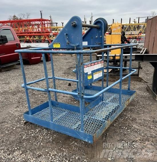 Manitex  Crane parts and equipment