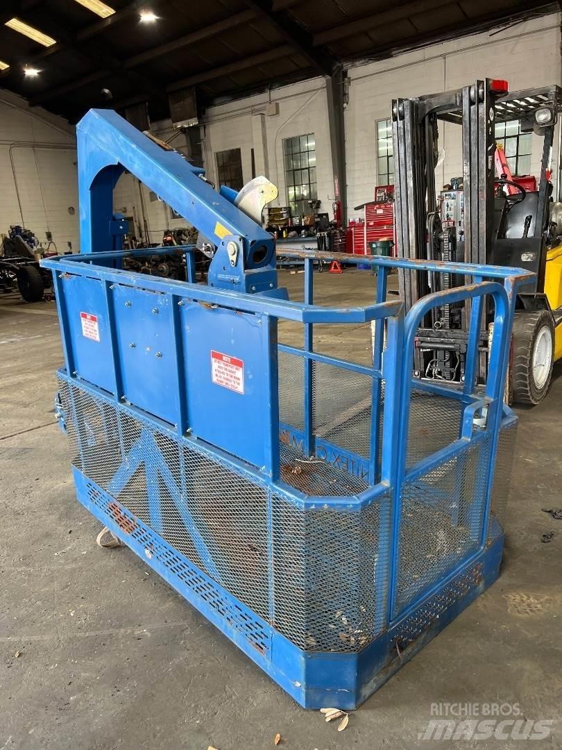 Manitex  Crane parts and equipment