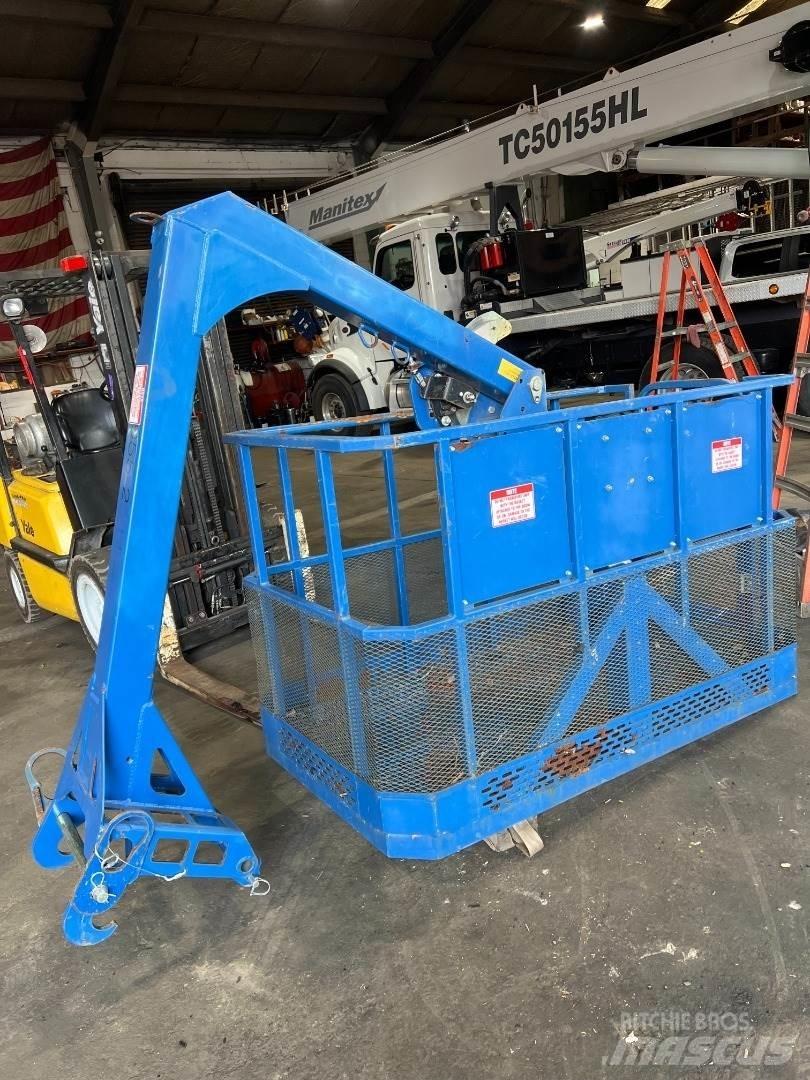 Manitex  Crane parts and equipment