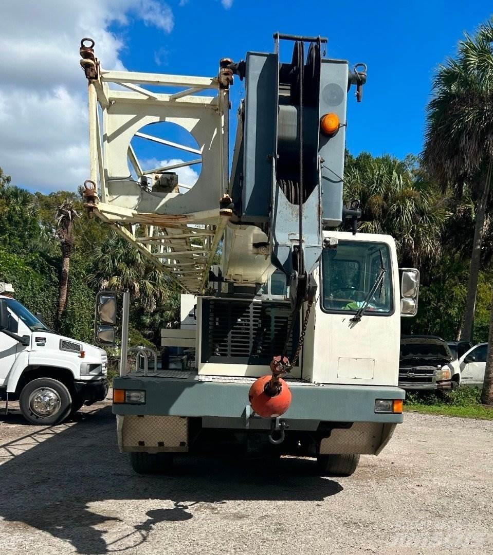 Terex T560-1 All terrain cranes