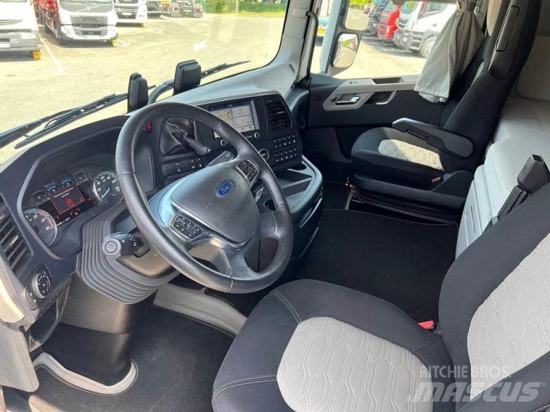 Ford F-MAX Prime Movers