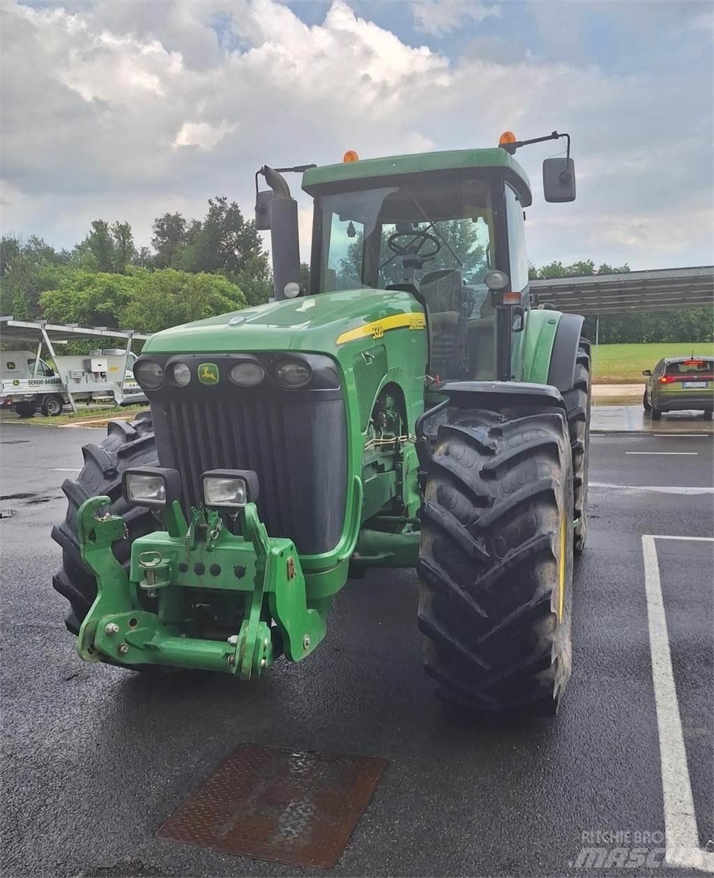 John Deere 8320 Tractors