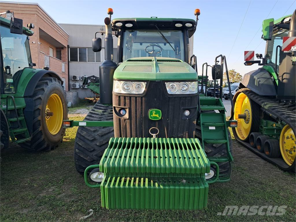 John Deere 8360 RT Tractors