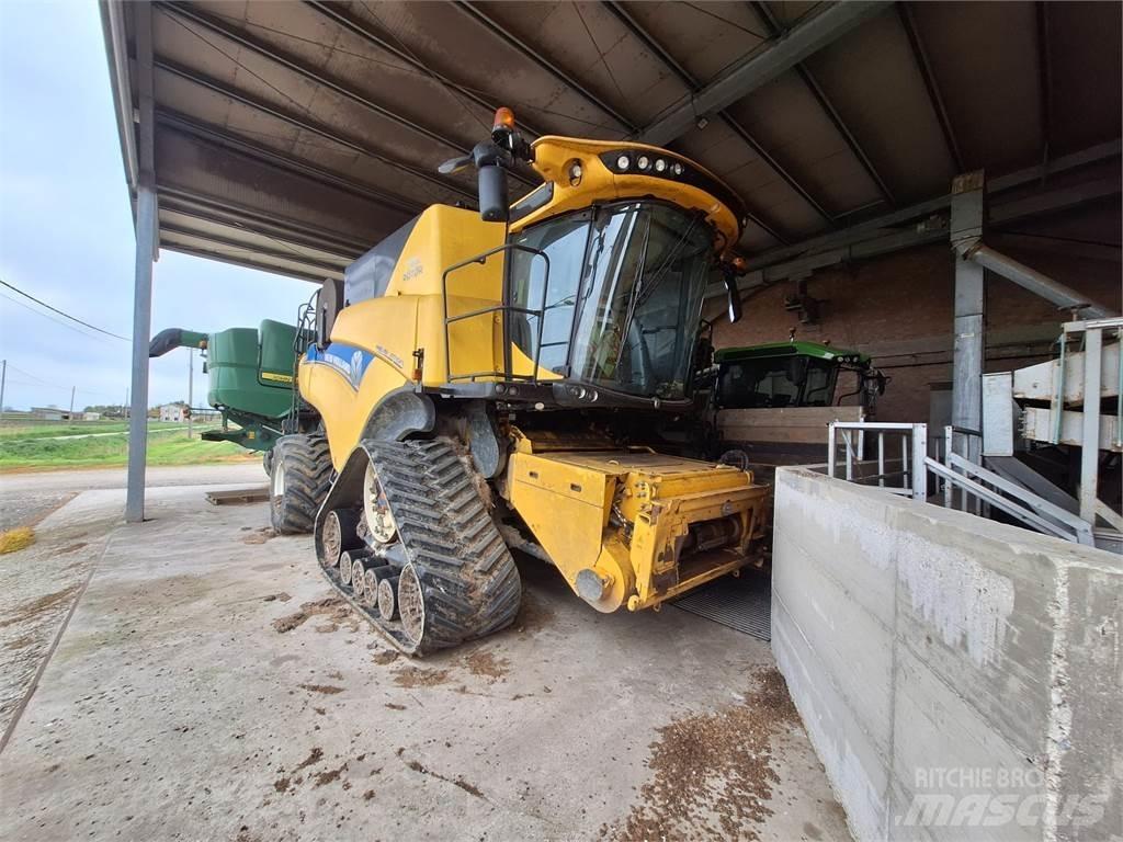 New Holland CR9.90 Combine harvesters