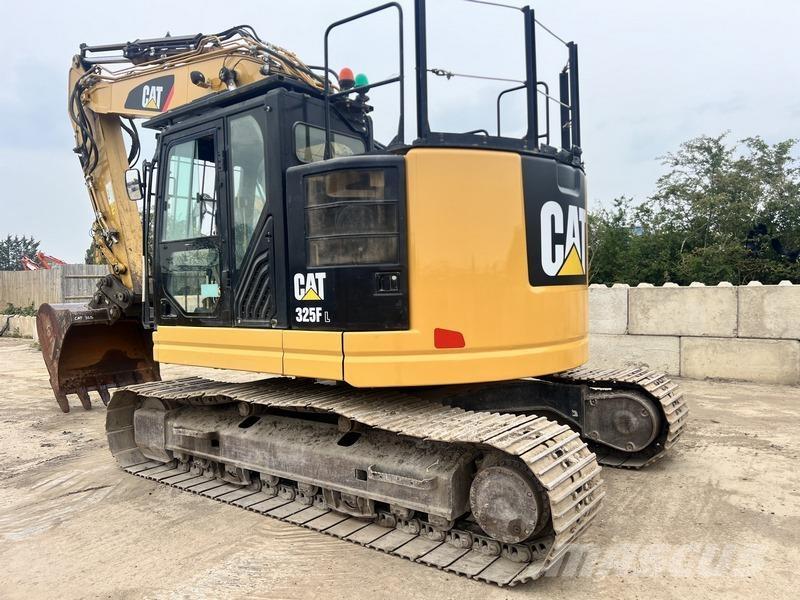 CAT 325FL Crawler excavators