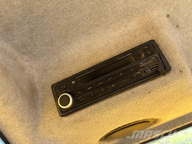 JCB JS240 LC Crawler excavators