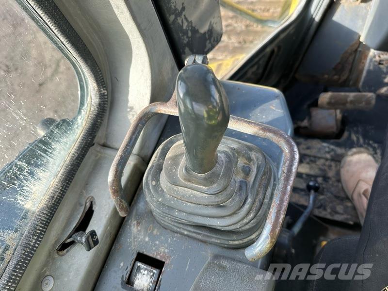 Komatsu D41E-6 Crawler dozers