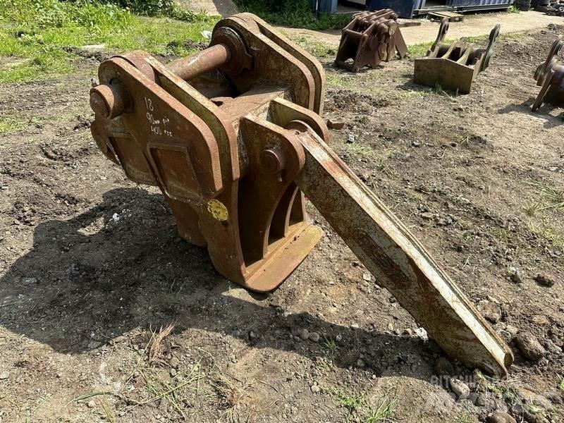 MST Manual Pulveriser Cutters