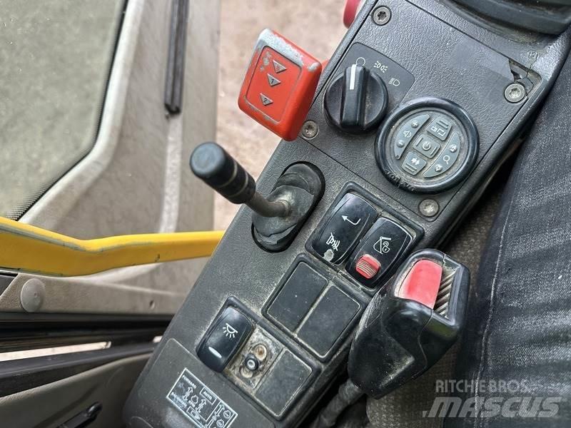 Volvo EW140 Wheeled excavators