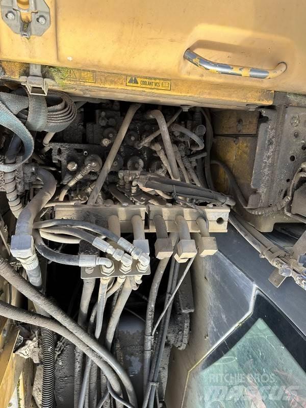 Volvo EW140C Others
