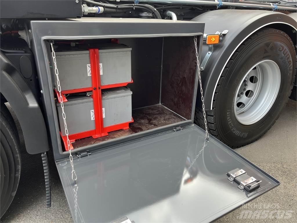 Renault C Hook lift trucks
