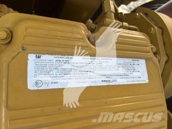 CAT 390FL Crawler excavators