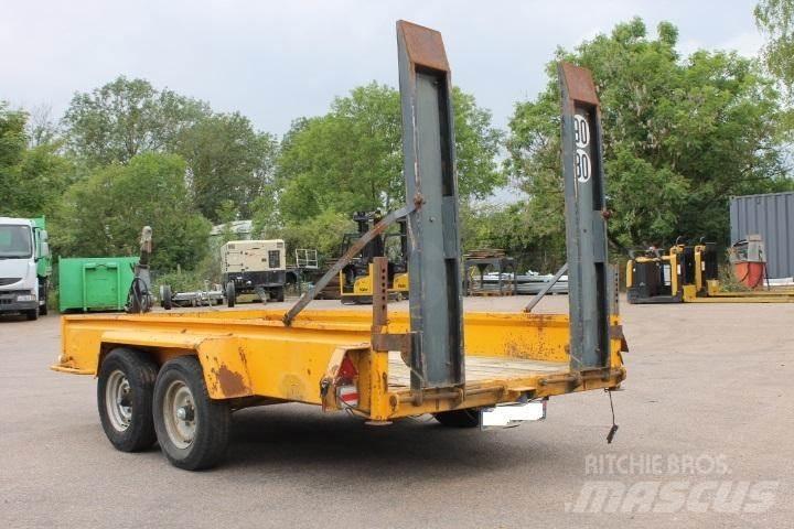 Gourdon PE3500 Car carrier