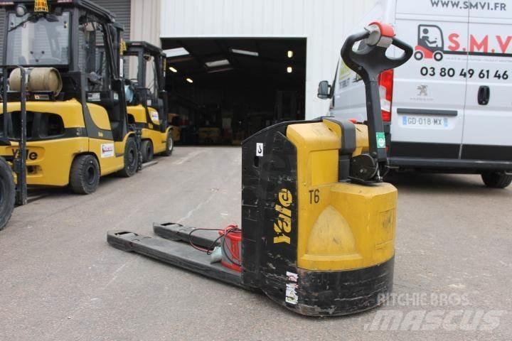 Yale MP20AC Low lifter