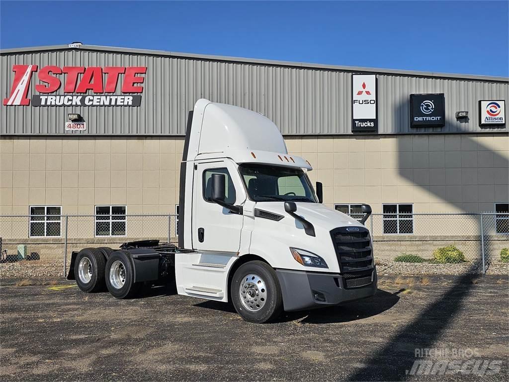 Freightliner PE116DC Prime Movers