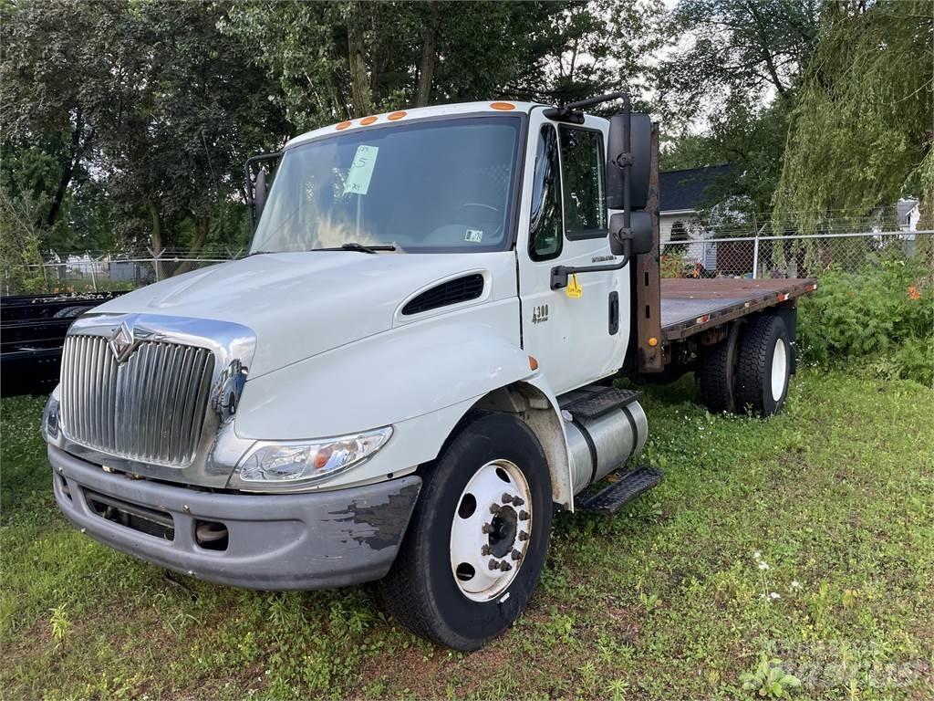 International 4300 Other trucks
