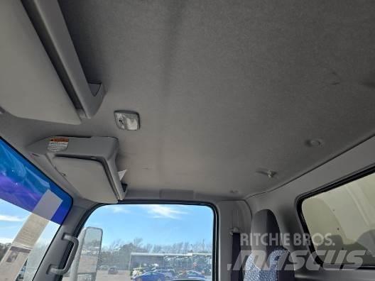 Isuzu NPR HD Box trucks