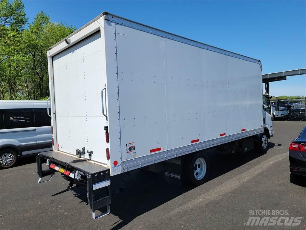 Isuzu NRR Box trucks