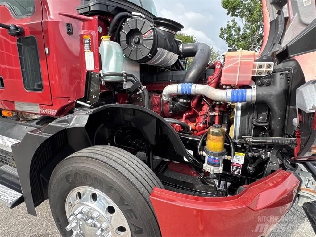 Mack AN64T Prime Movers