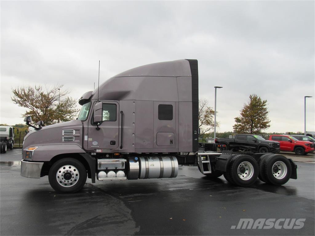 Mack AN64T Prime Movers