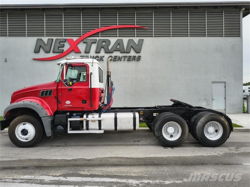 Mack GR64FT Prime Movers